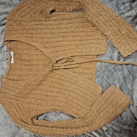 Cardigan - Picture 1 of 4